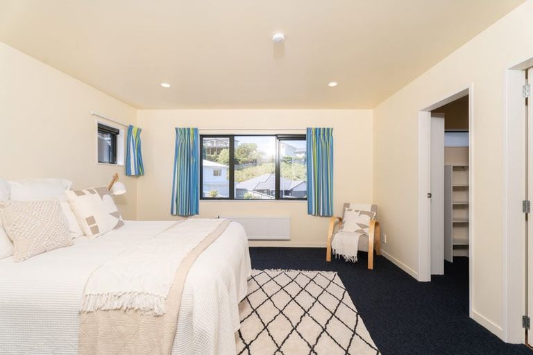 Photo of property in 17 Cheetwood Street, Churton Park, Wellington, 6037