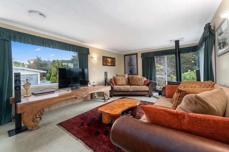 Photo of property in 85 Spinnaker Drive, Whitby, Porirua, 5024