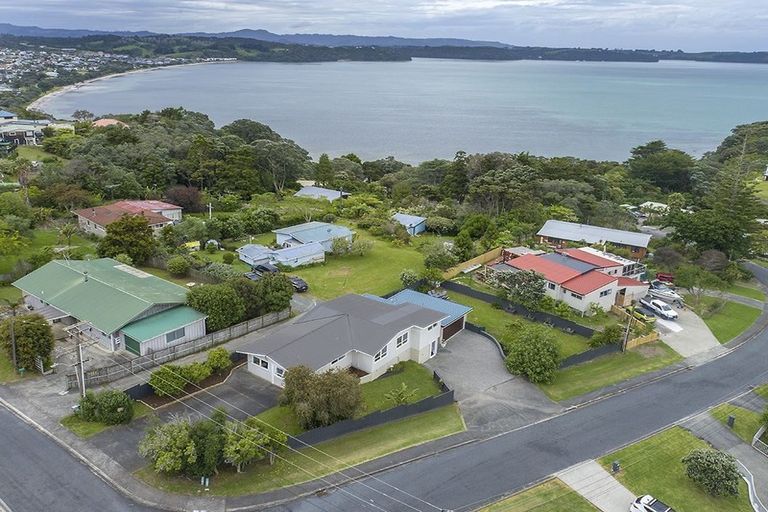 Photo of property in 41 Rangimaarie Crescent, Snells Beach, 0920