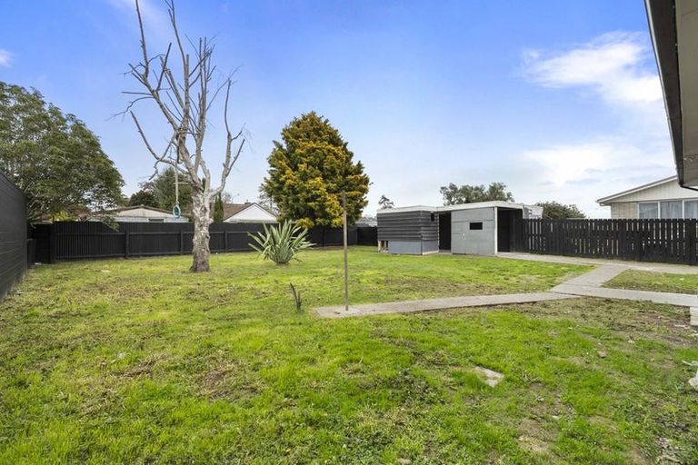 Photo of property in 46 Halswell Crescent, Westbrook, Palmerston North, 4412