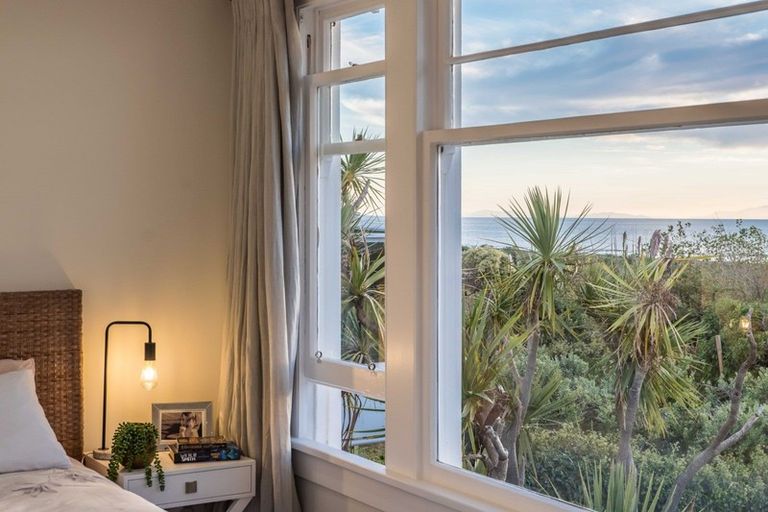 Photo of property in 9 Manly Street, Paraparaumu Beach, Paraparaumu, 5032