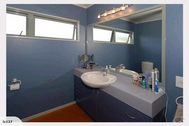 Photo of property in 11 Dallinger Street, St Andrews, Hamilton, 3200