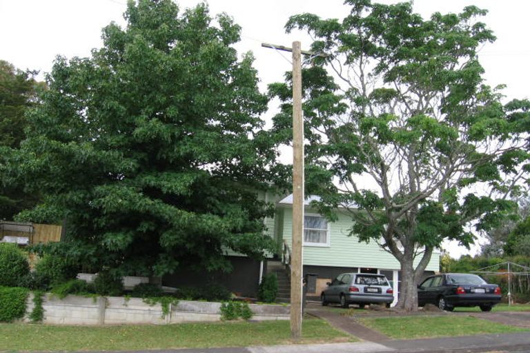 Photo of property in 34 Levesque Street, Birkdale, Auckland, 0626