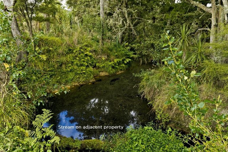 Photo of property in 429 Waitoki Road, Waitoki, Silverdale, 0994