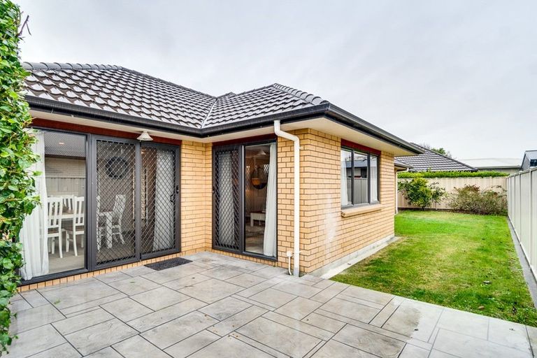 Photo of property in 210a Frimley Oaks, Frimley, Hastings, 4120