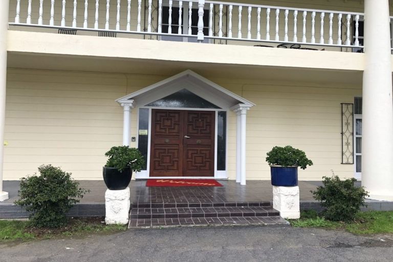 Photo of property in 24 Deseret Road, Temple View, Hamilton, 3218