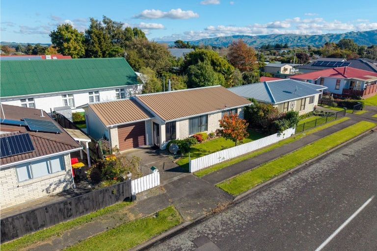 Photo of property in 28b Pollen Street, Woodville, 4920