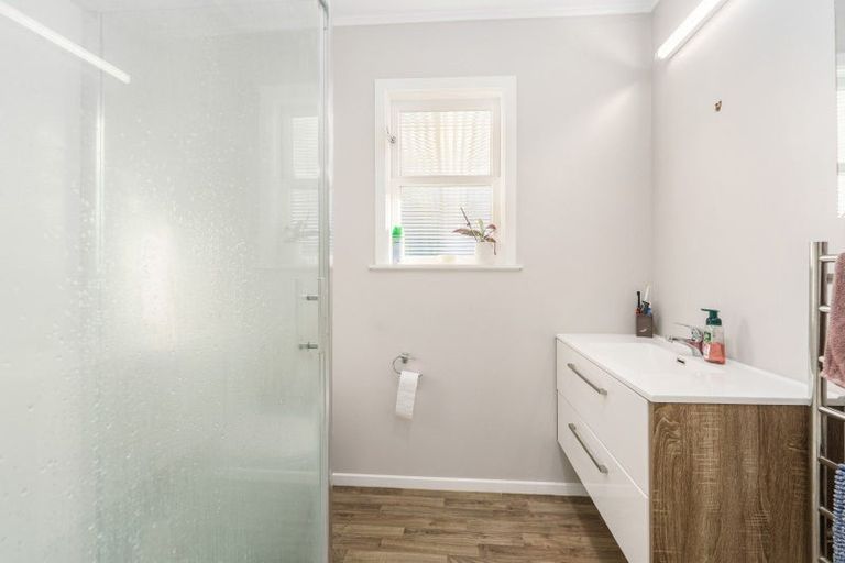 Photo of property in 24 Queen Street, Feilding, 4702