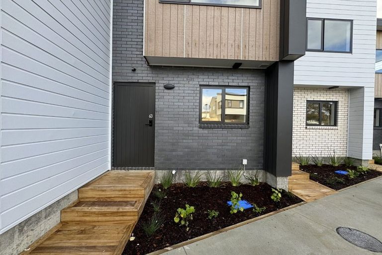 Photo of property in 63 Paetai Lane, Te Atatu Peninsula, 0610