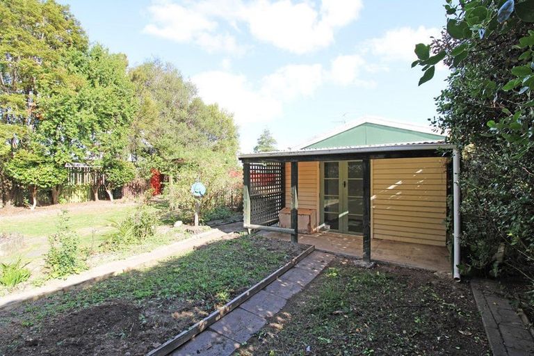 Photo of property in 78 Victoria Street, Carterton, 5713