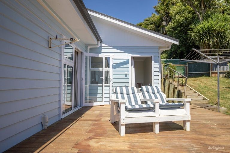 Photo of property in 6 Gilmour Street, Raglan, 3225