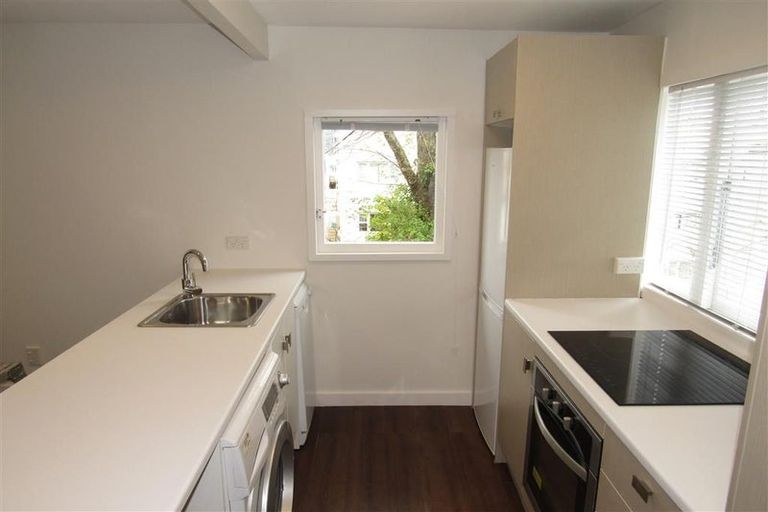 Photo of property in 370 The Terrace, Te Aro, Wellington, 6011
