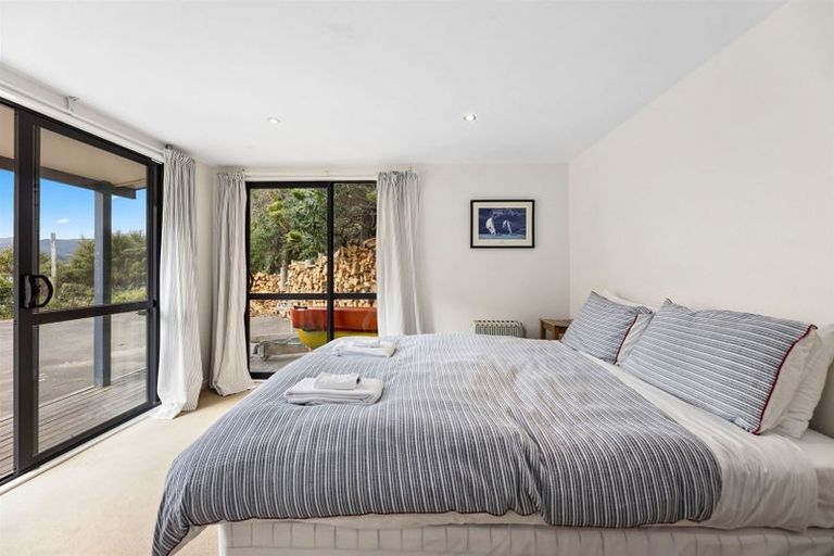 Photo of property in 223 Beach Road, Akaroa, 7520