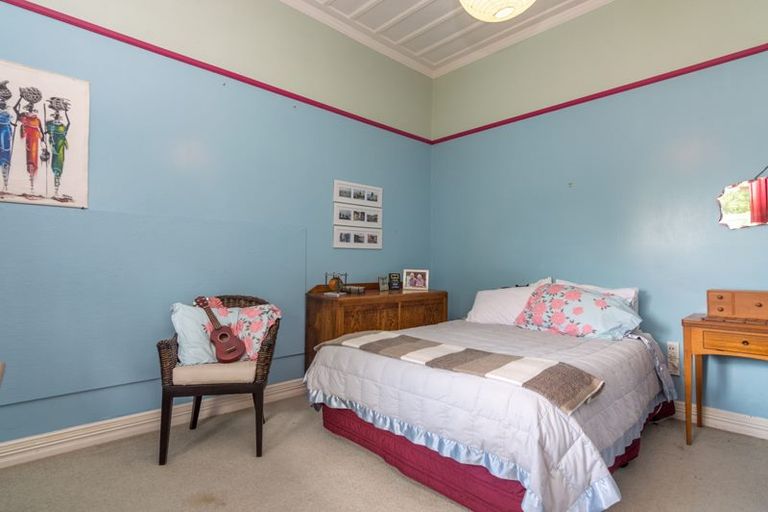 Photo of property in 31 Dunk Place, Milson, Palmerston North, 4414