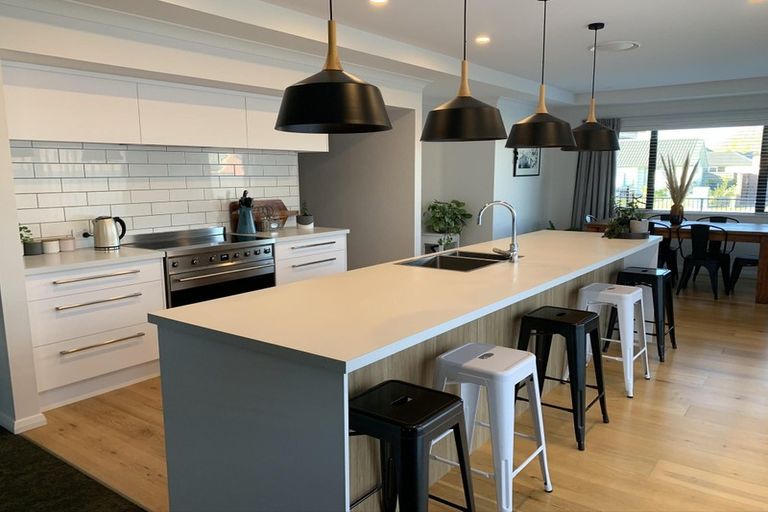 Photo of property in 10 Salisbury Avenue, Rangiora, 7400