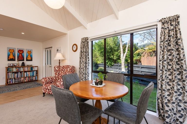 Photo of property in 30 Millhaven Place, Otaki, 5512