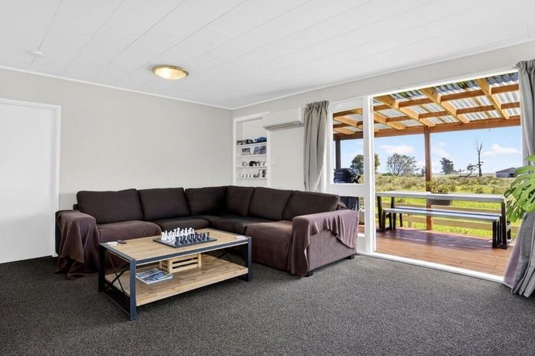 Photo of property in 55a Springs Road, Parakai, 0830