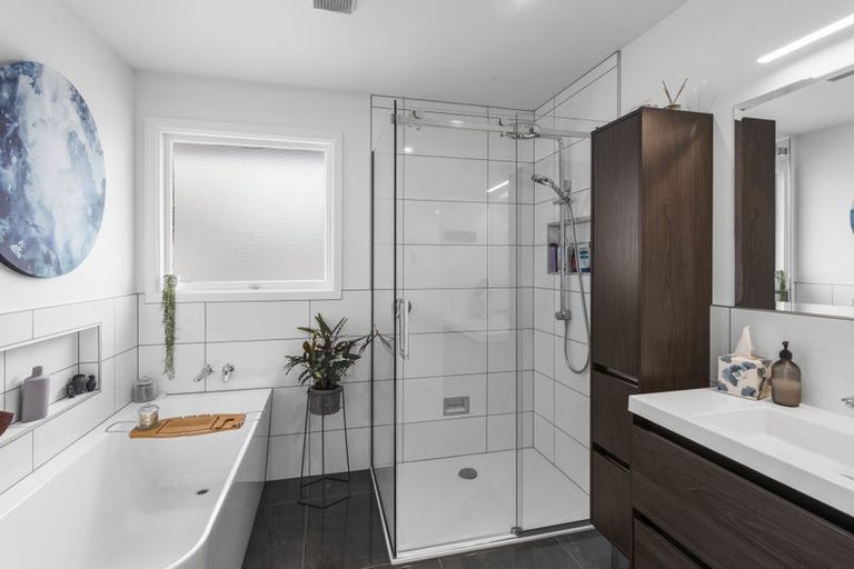 Photo of property in 319 Waimairi Road, Ilam, Christchurch, 8041