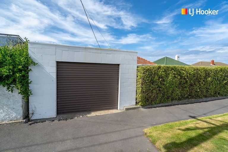 Photo of property in 24 Puketai Street, Andersons Bay, Dunedin, 9013