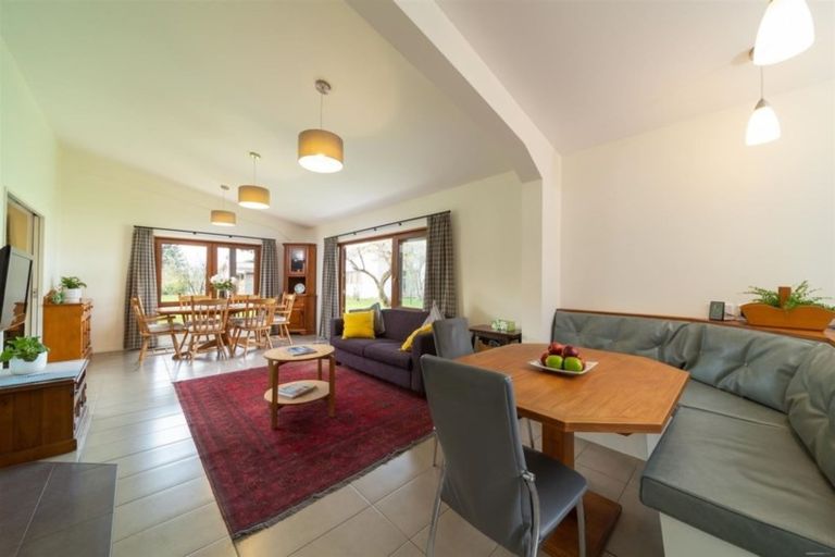 Photo of property in 812 Kane Road, Hawea Flat, Wanaka, 9382