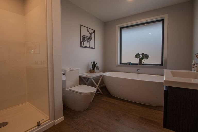 Photo of property in 64 Cameron Road, Hillend, Balclutha, 9272
