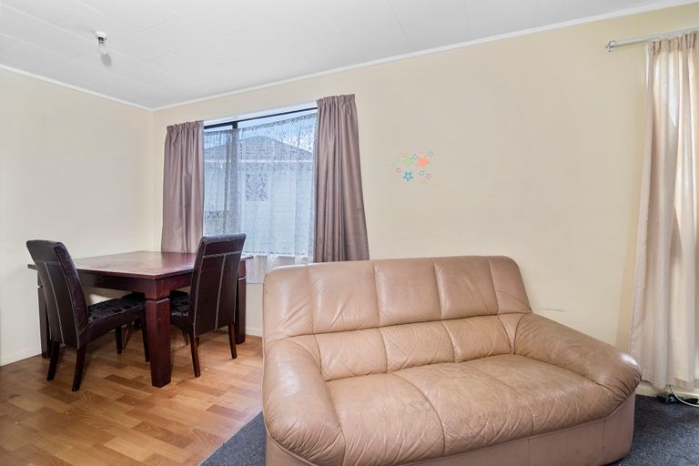 Photo of property in 9 Goldie Street, Pukehangi, Rotorua, 3015