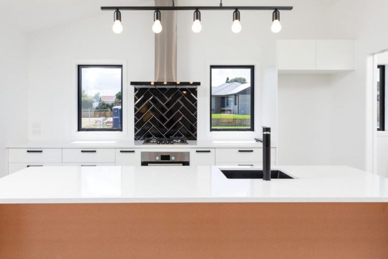 Photo of property in 71 Beckett Drive, Te Awamutu, 3800