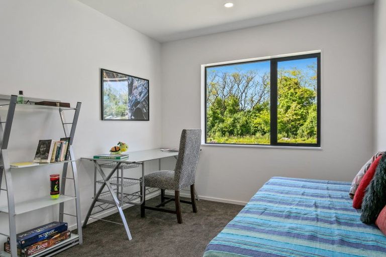 Photo of property in 7 Winnie Close, Acacia Bay, Taupo, 3330