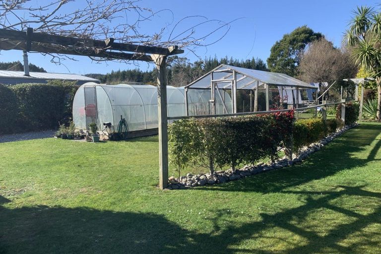 Photo of property in 48 Pine Tree Road, Kaniere, Hokitika, 7811