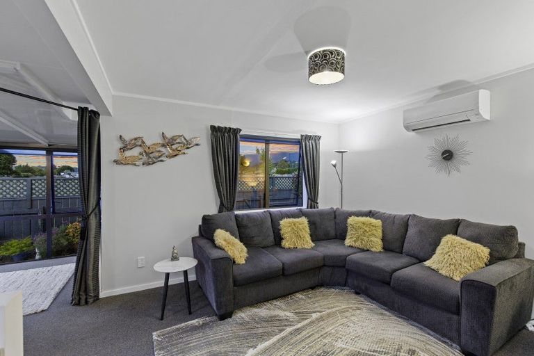 Photo of property in 10a Whitley Avenue, Ebdentown, Upper Hutt, 5018