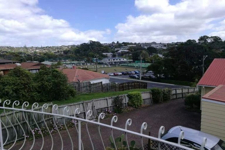 Photo of property in 1/8 Ramsgate Terrace, Mairangi Bay, Auckland, 0630