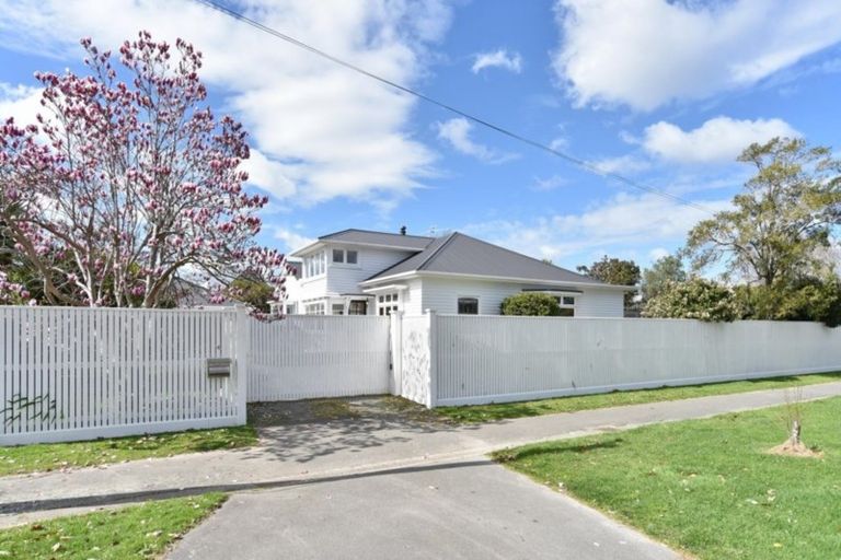 Photo of property in 4 Saint James Avenue, Papanui, Christchurch, 8053