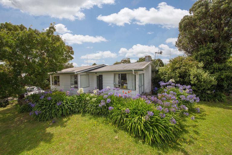 Photo of property in 4 Turakina Street, Westbrook, Palmerston North, 4412
