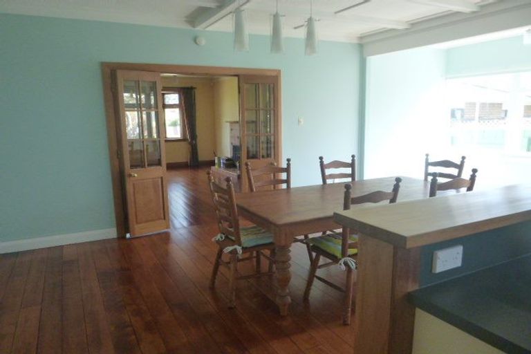 Photo of property in 14 Cressy Street, Waterloo, Lower Hutt, 5011