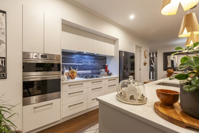 Photo of property in 3 Lamont Place, Waikanae, 5036