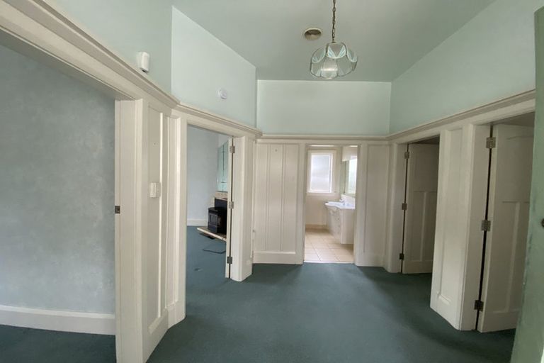 Photo of property in 17 Euston Street, Riccarton, Christchurch, 8041