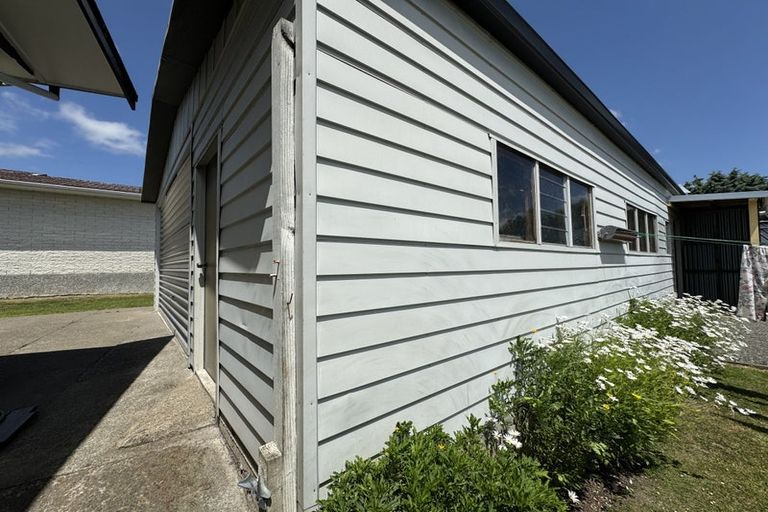 Photo of property in 6 Limbrick Street, Waipawa, 4210