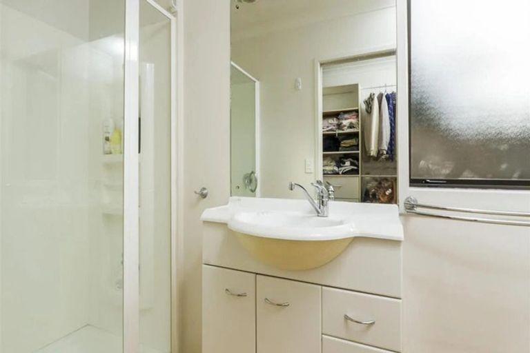 Photo of property in 12 Kanuka Way, Albany, Auckland, 0632