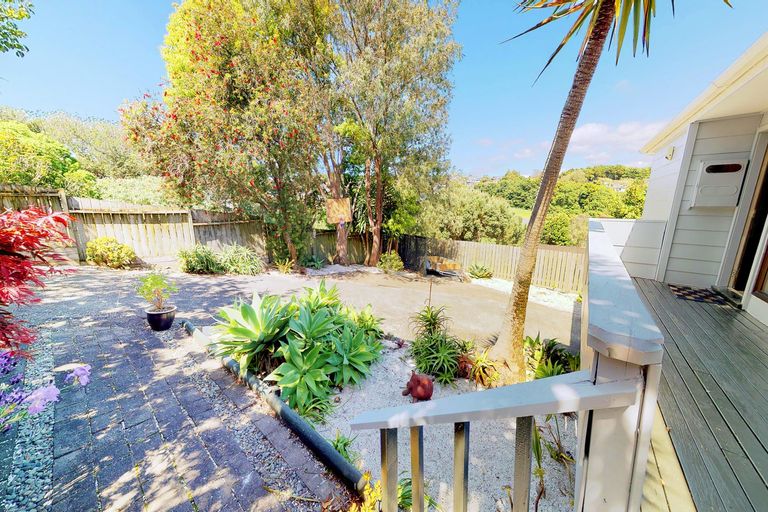 Photo of property in 19 Correa Court, Goodwood Heights, Auckland, 2105
