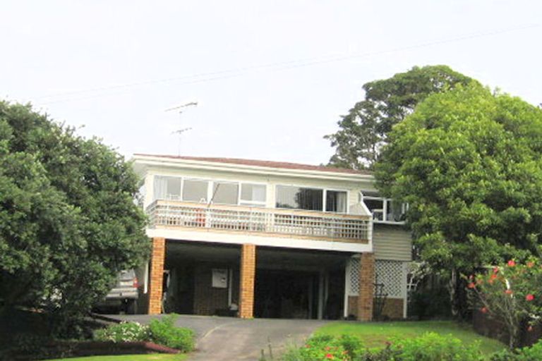 Photo of property in 3/40 Red Beach Road, Red Beach, 0932