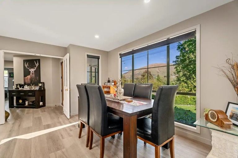 Photo of property in 27 The Terrace, Garston, Athol, 9793