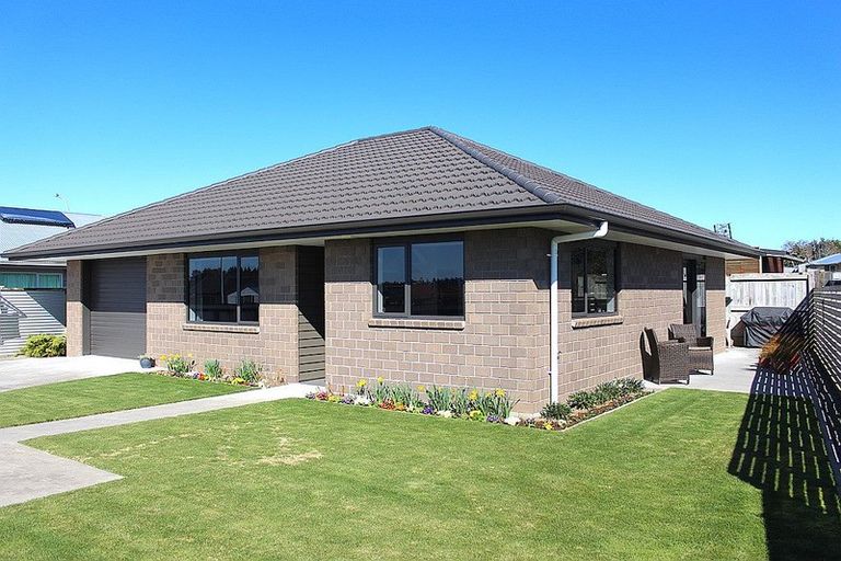 Photo of property in 8a Montague Grove, Stratford, 4332