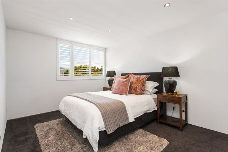 Photo of property in 39 Weka Street, Fendalton, Christchurch, 8041