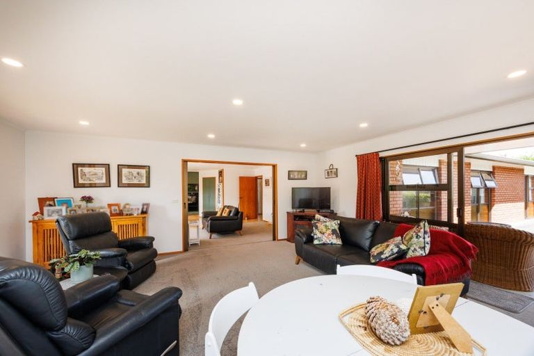 Photo of property in 122 Oxford Street, Ashhurst, 4810