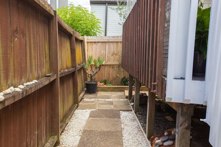 Photo of property in 1/69 Gibraltar Street, Howick, Auckland, 2014