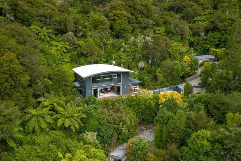 Photo of property in 1089 Kenepuru Road, Mahau Sound, Picton, 7282