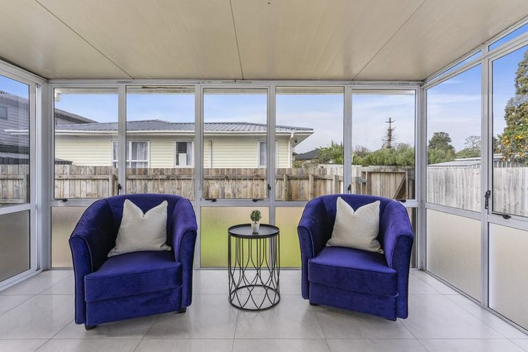Photo of property in 32 Landon Avenue, Mangere East, Auckland, 2024