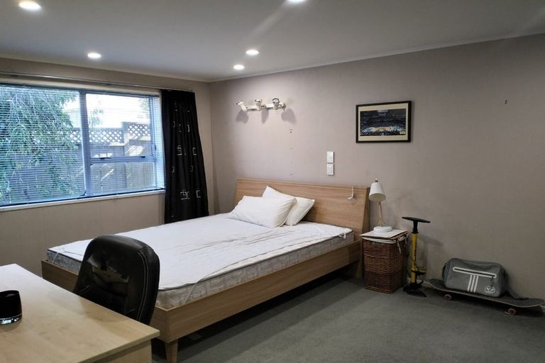 Photo of property in 5 Norfolk Street, Belmont, Lower Hutt, 5010