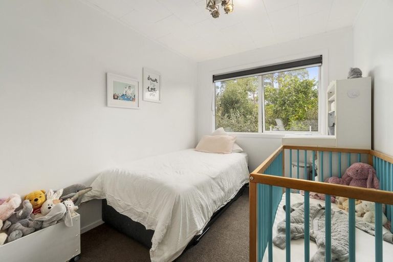 Photo of property in 32 Allington Road, Massey, Auckland, 0614