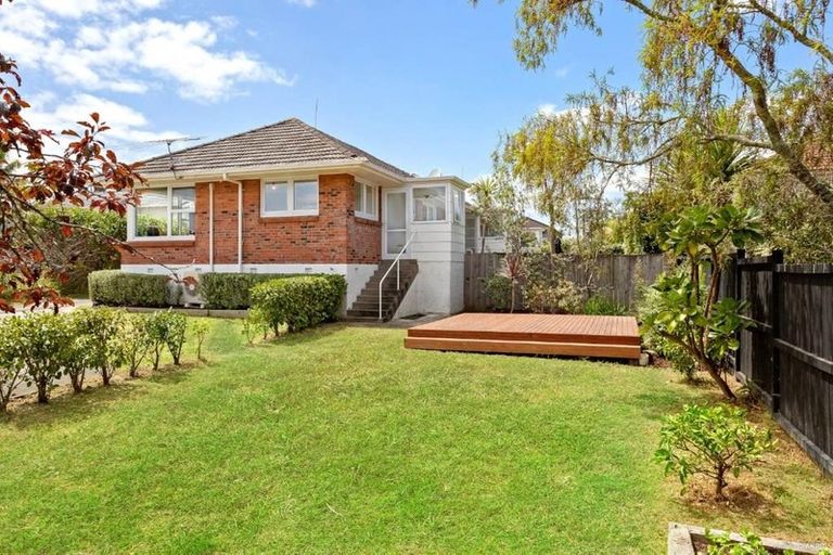 Photo of property in 3/51 Jutland Road, Hauraki, Auckland, 0622